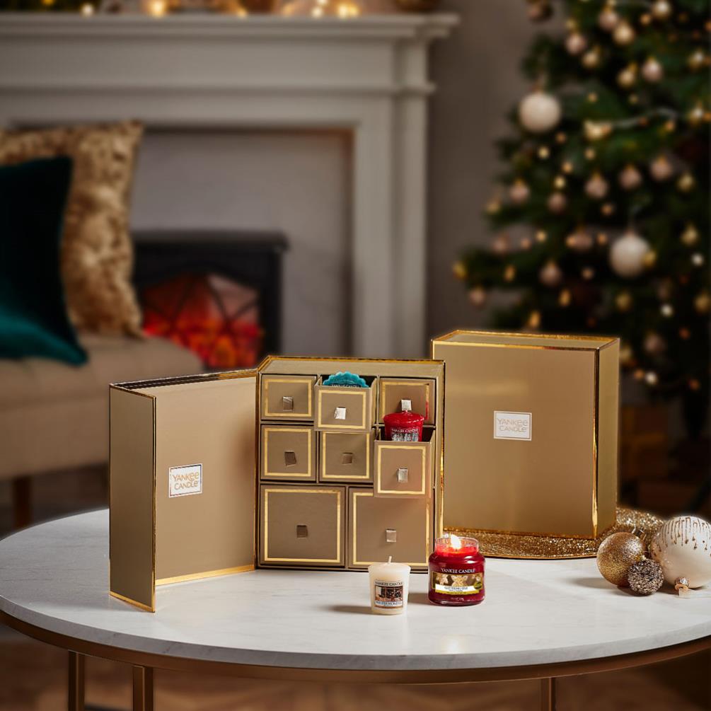 Yankee Candle Deluxe Candle Discovery Gift Set Extra Image 2